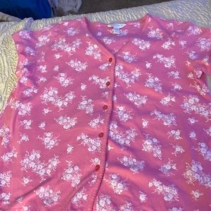 Pretty Cropped pant ,cap sleeve 100% Cotton Pajamas.  Size M